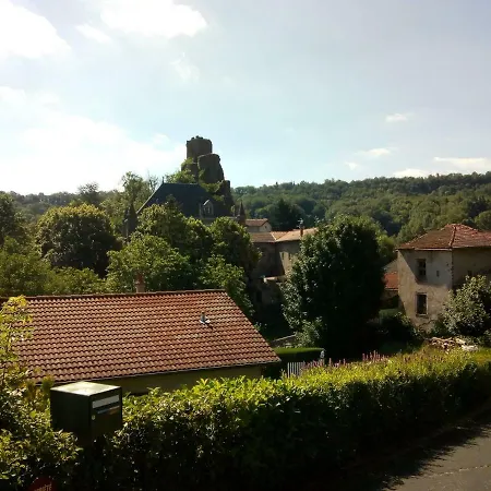 Maison Forte De Ceyssac *